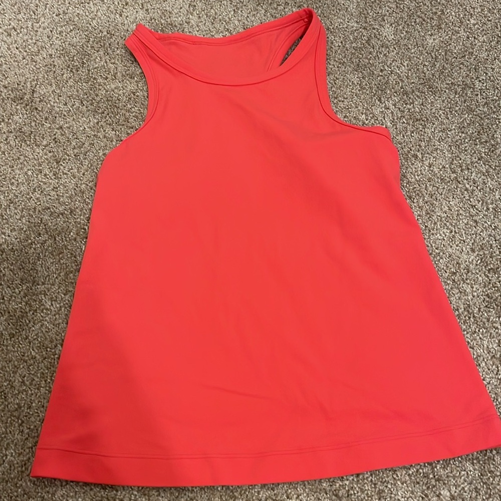 Lululemon tank - Picture 2 of 3
